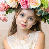 PANTIDE Daisy Locket Necklace for Flower Girl - Thank You for Being My Flower Girl Proposal Gift, Engraved Stainless Steel Jewelry Gift On Wedding Bridal Shower from Bride (Gold)